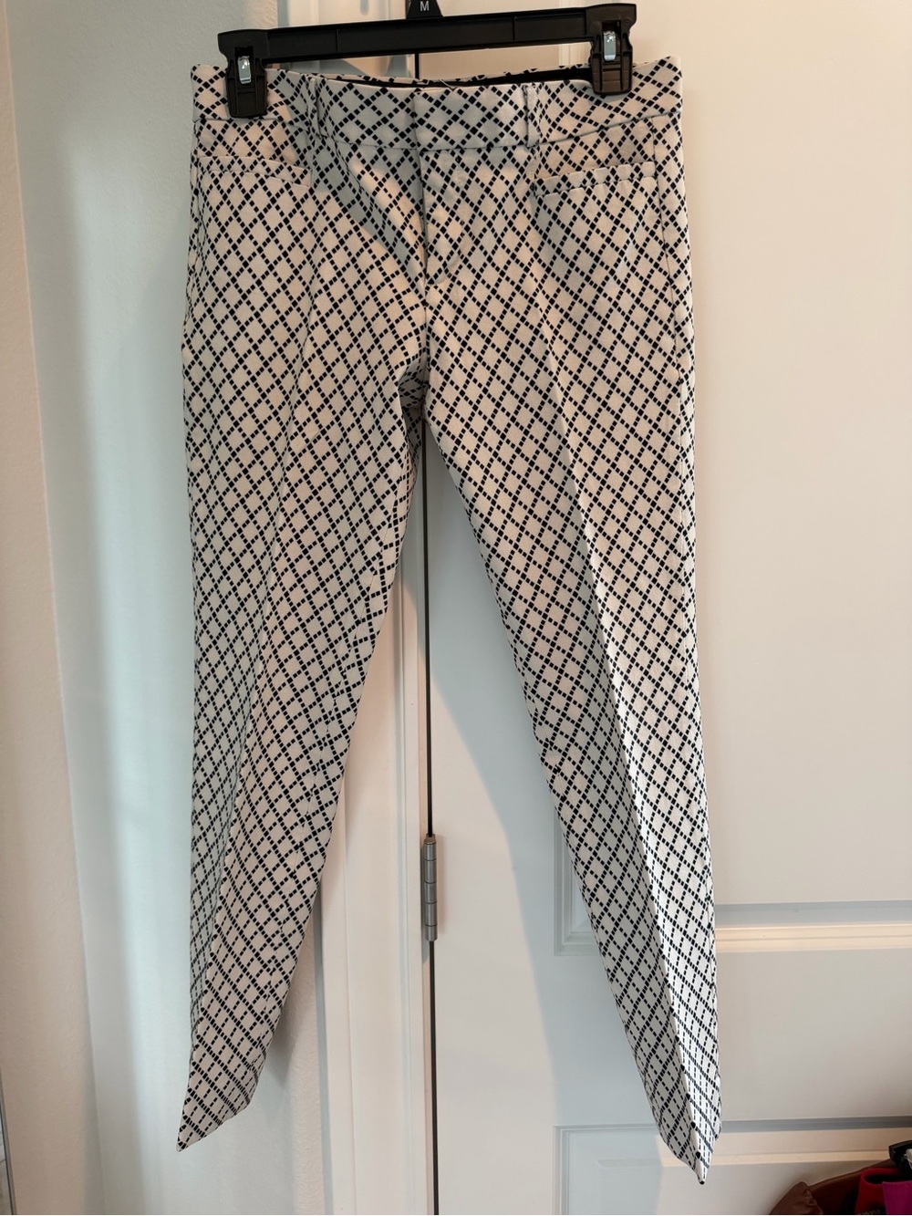 Banana Republic Women's Black & White Diamond-Print ankle pants